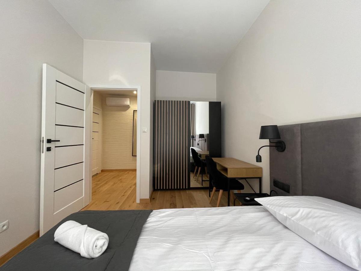 Revesen Premium Apartments Cracóvia Exterior foto