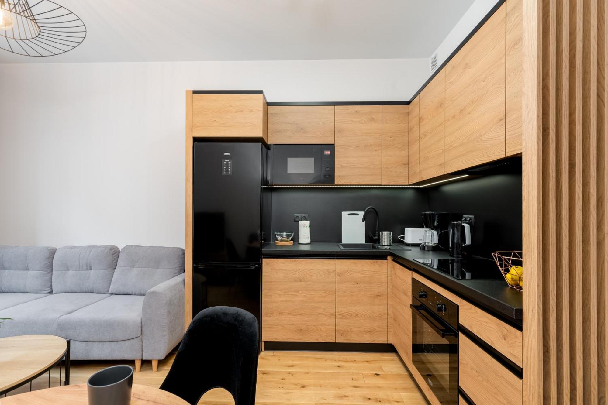 Revesen Premium Apartments Cracóvia Exterior foto