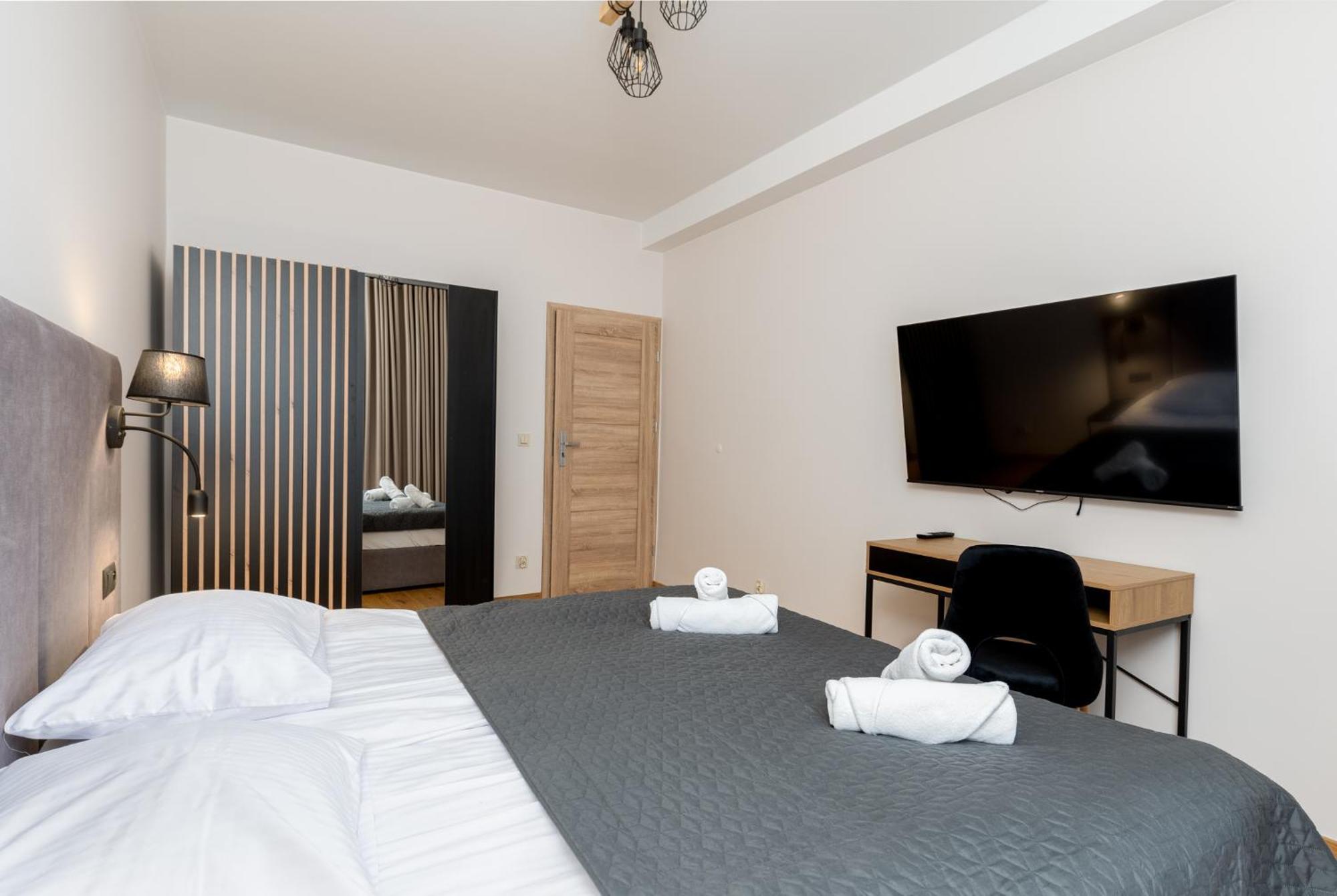 Revesen Premium Apartments Cracóvia Exterior foto