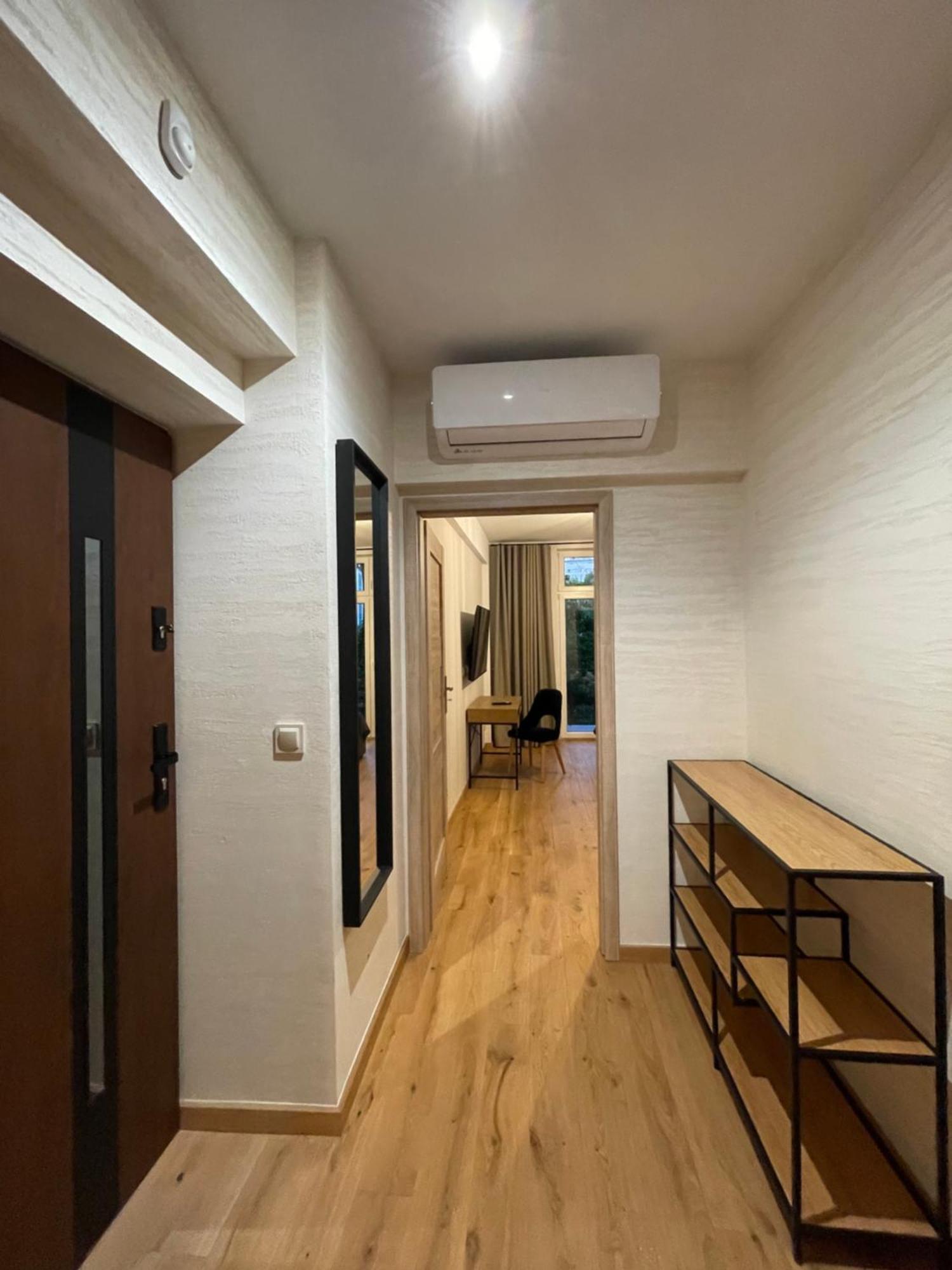Revesen Premium Apartments Cracóvia Exterior foto